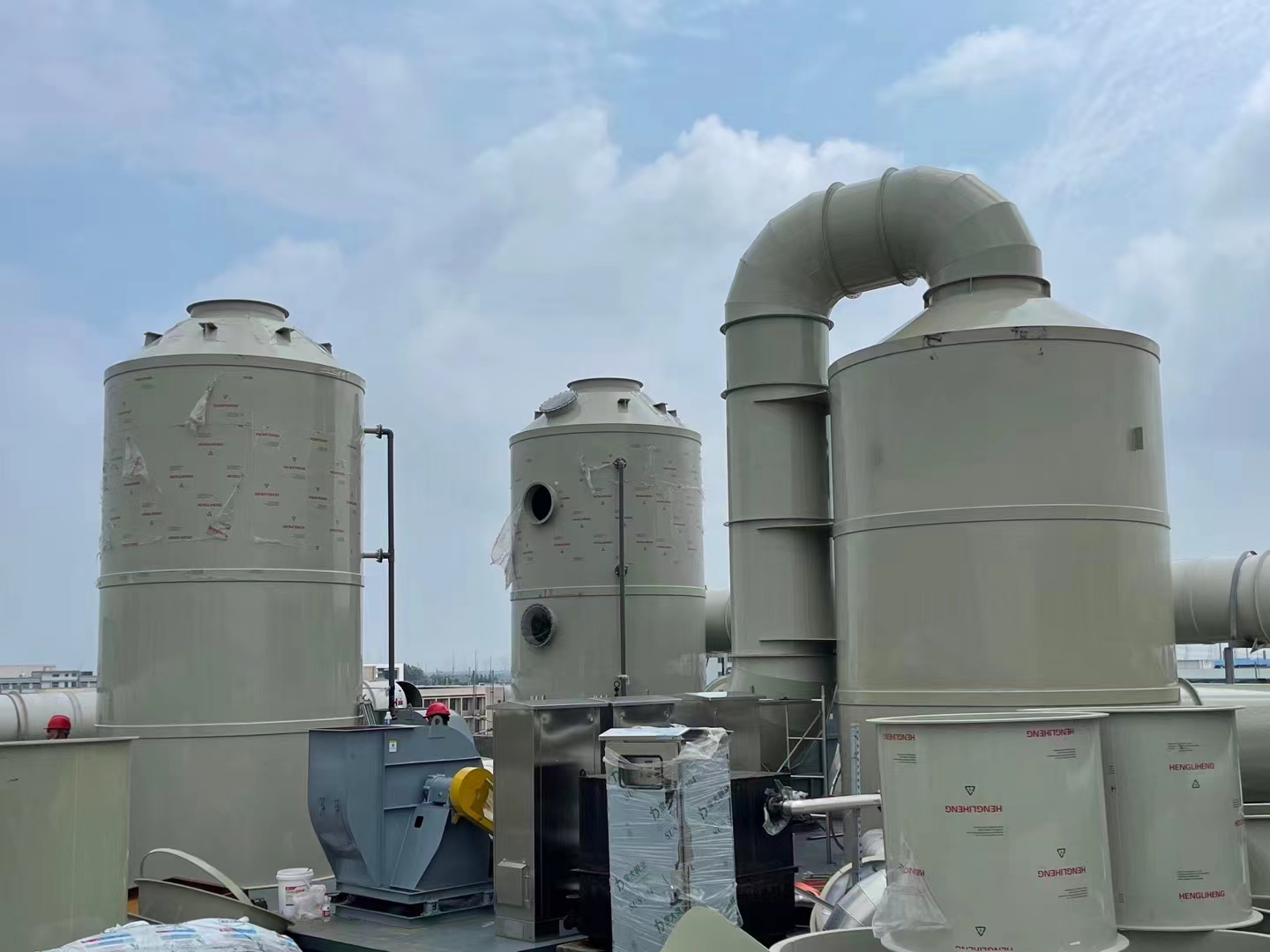 金山某知名外資企業(yè)環(huán)保設(shè)備調(diào)試